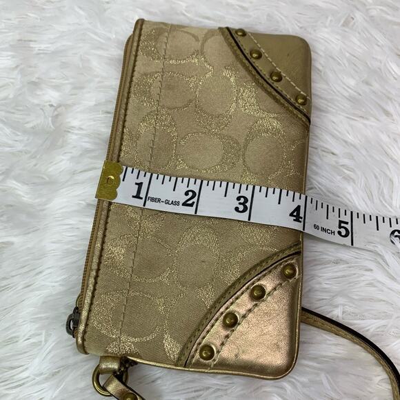 y2k COACH Gold Stud Signature Wristlet - Picture 7 of 7